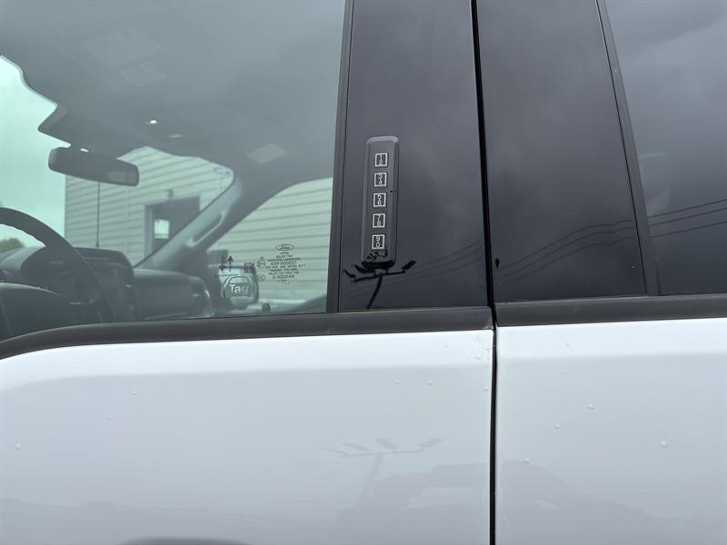 ford F-150 Lightning 2024 - 20