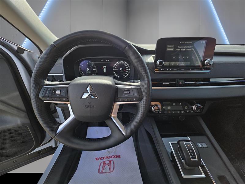 mitsubishi Outlander 2025 - 11