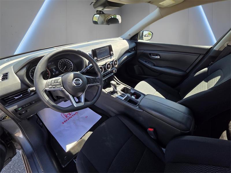 nissan Sentra 2023 - 9