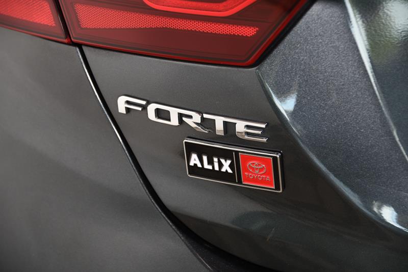 kia Forte 2019 - 6