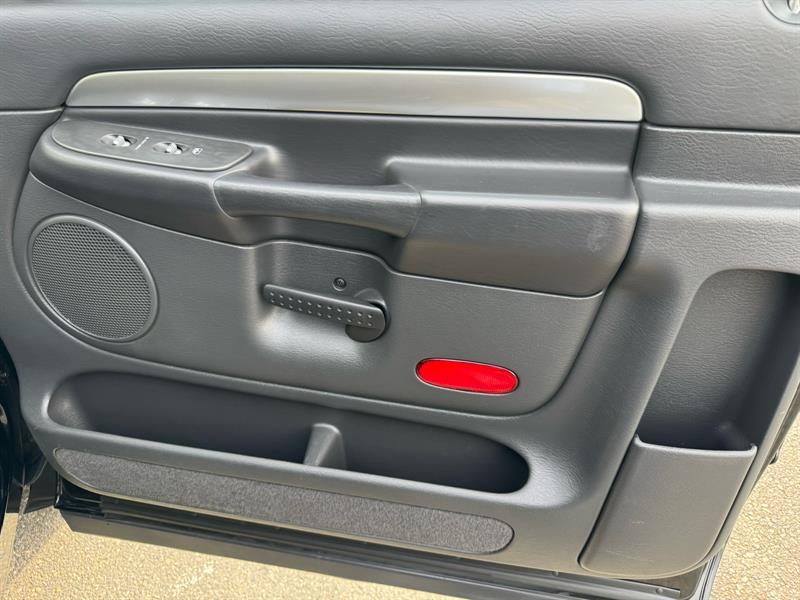 dodge Ram 1500 2004 - 11