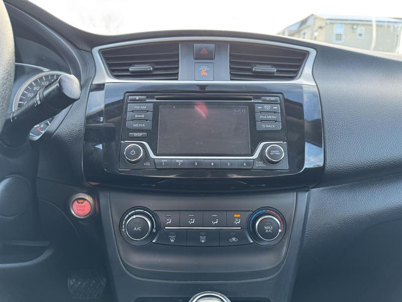 nissan Sentra 2017 - 16