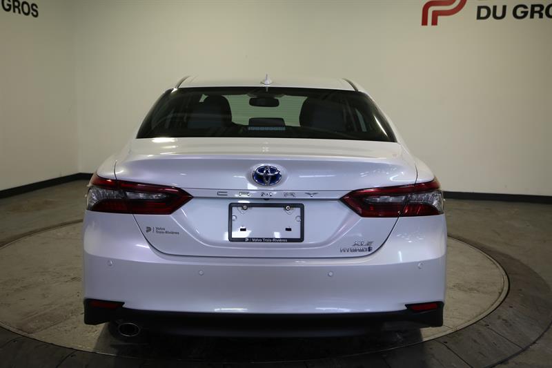 toyota Camry 2021 - 4