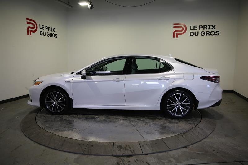 toyota Camry 2021 - 6