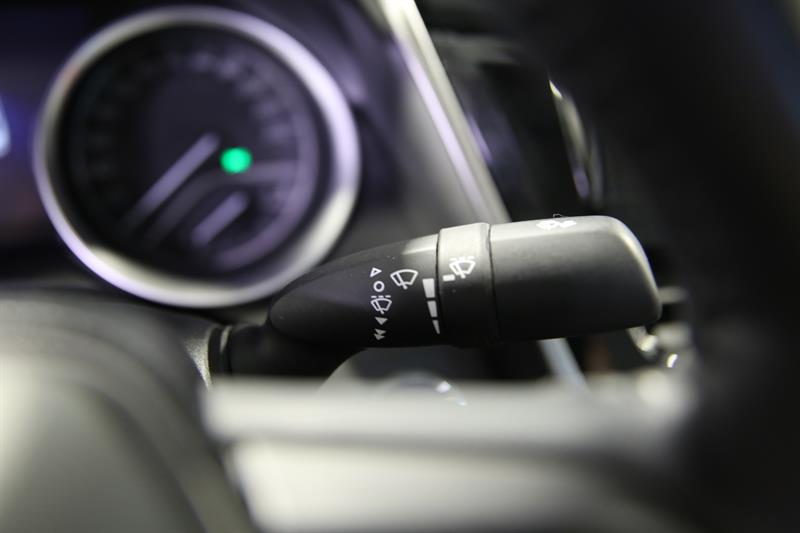 toyota Camry 2021 - 18