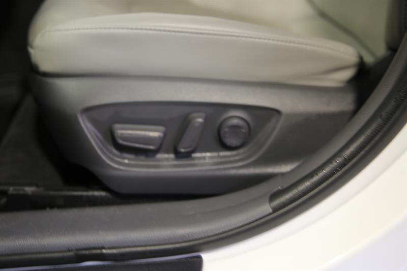 toyota Camry 2021 - 29