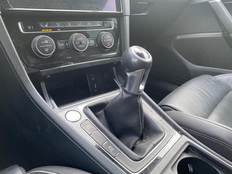 volkswagen Golf R 2018 - 15