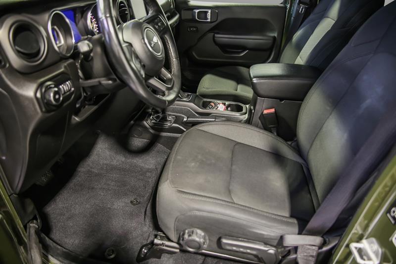 jeep Wrangler 2022 - 13