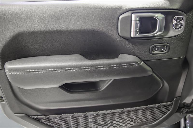 jeep Wrangler 2023 - 12