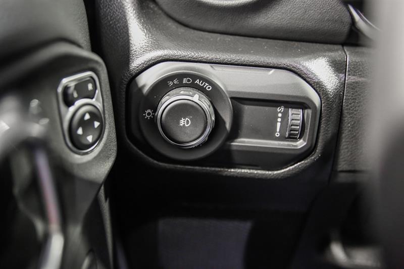 jeep Wrangler 2023 - 18