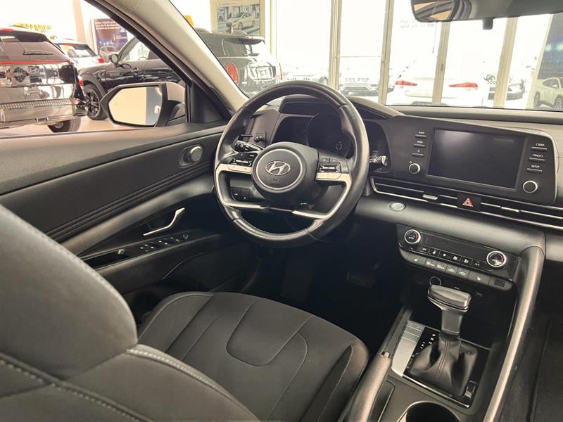 hyundai Elantra 2022 - 12