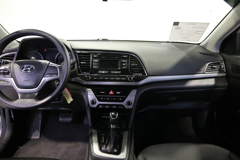 hyundai Elantra 2018 - 21