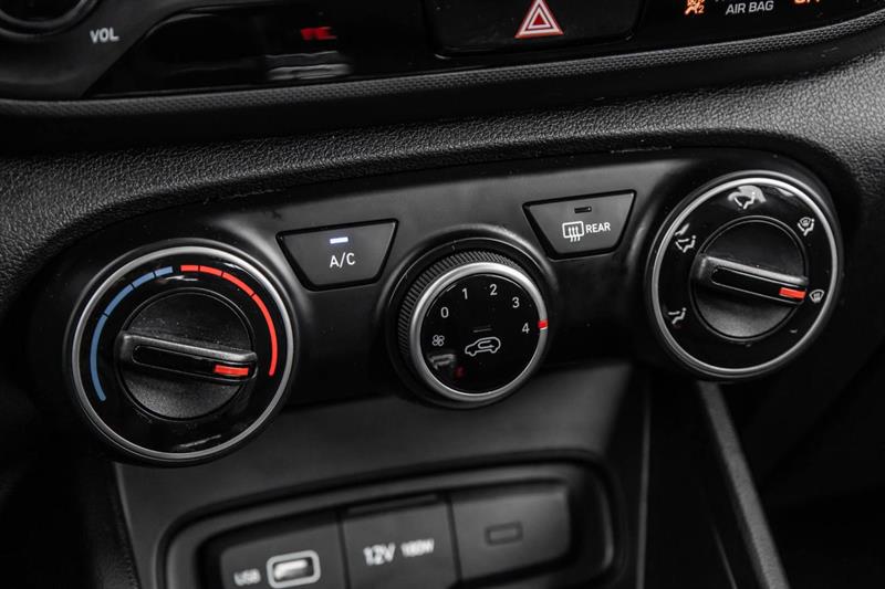 hyundai Venue 2022 - 19