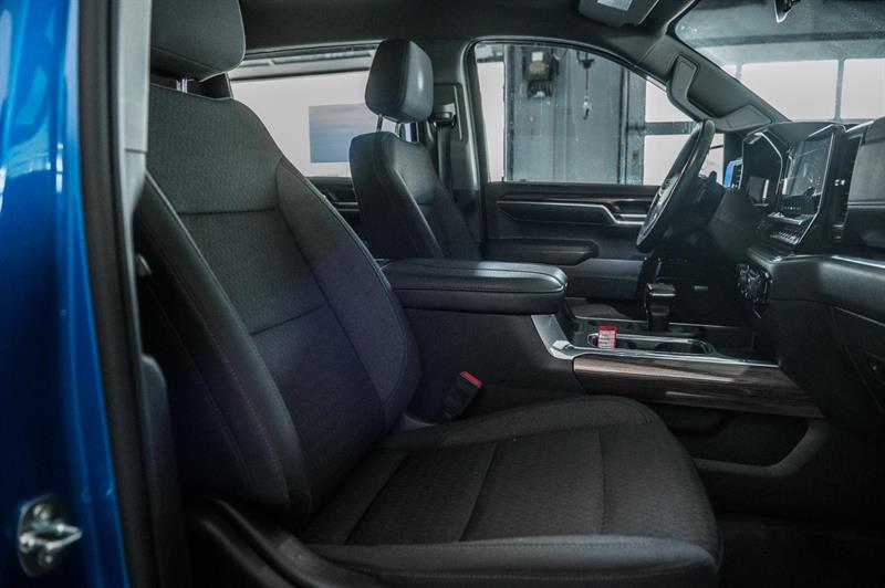 chevrolet Silverado 1500 2023 - 31