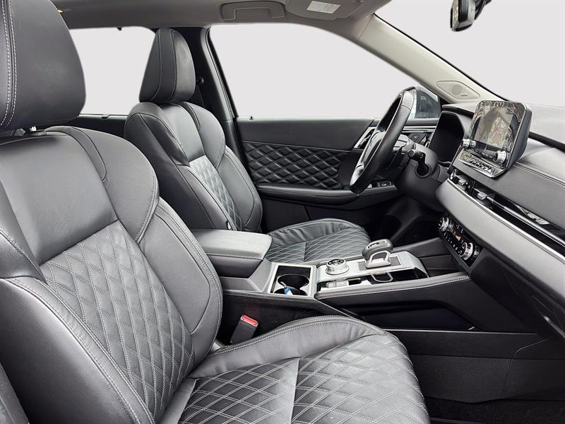 mitsubishi Outlander 2022 - 15