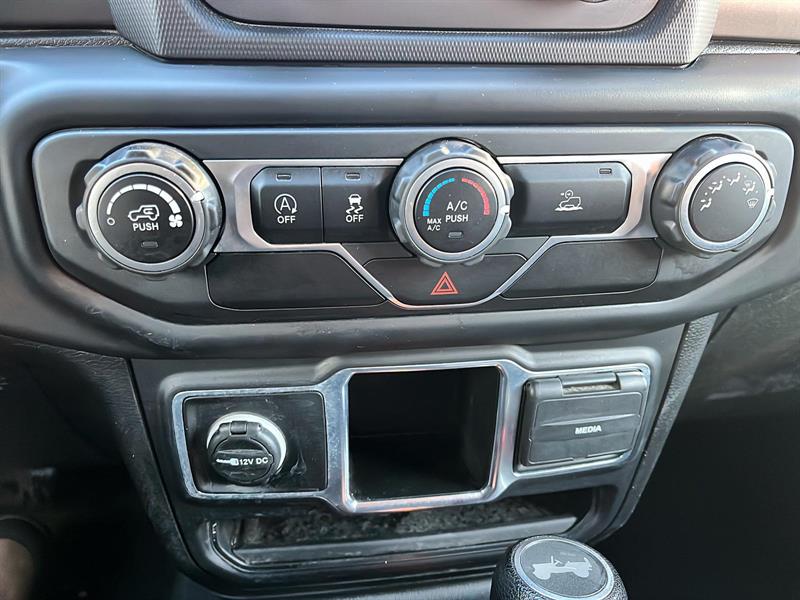 jeep Wrangler 2021 - 27