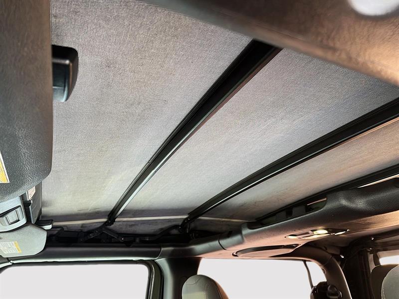 jeep Wrangler 2021 - 31