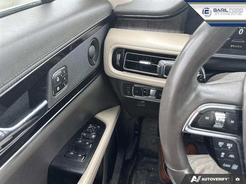 lincoln Nautilus 2022 - 16