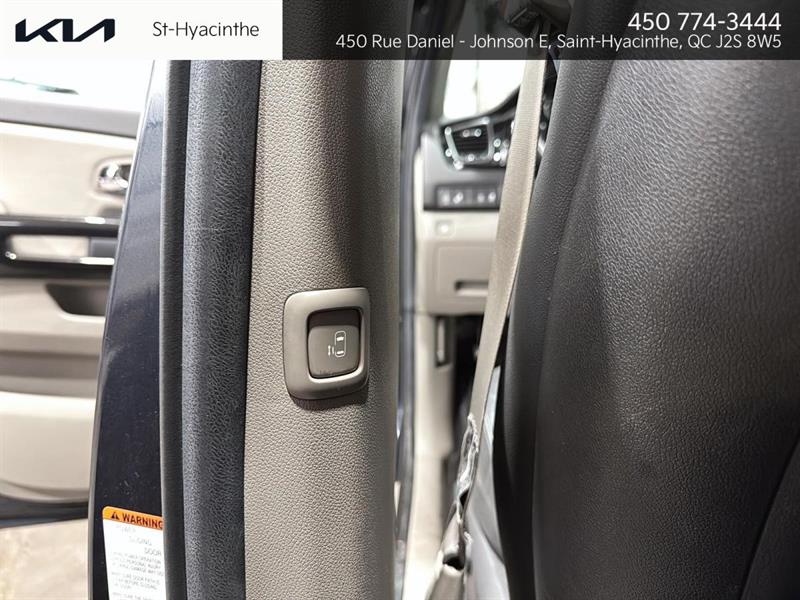 kia Sedona 2017 - 22