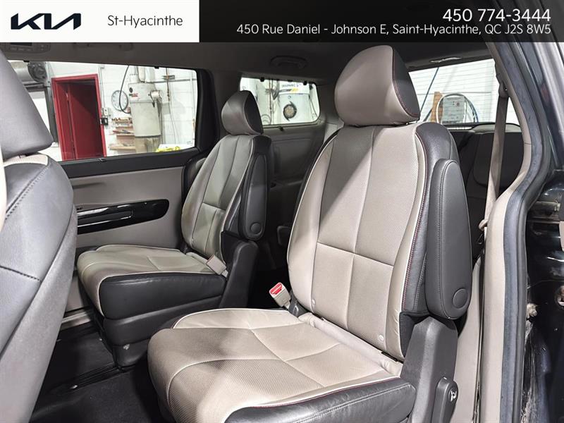kia Sedona 2017 - 23