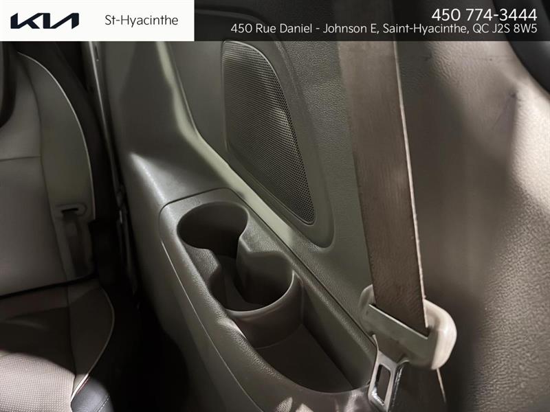 kia Sedona 2017 - 25