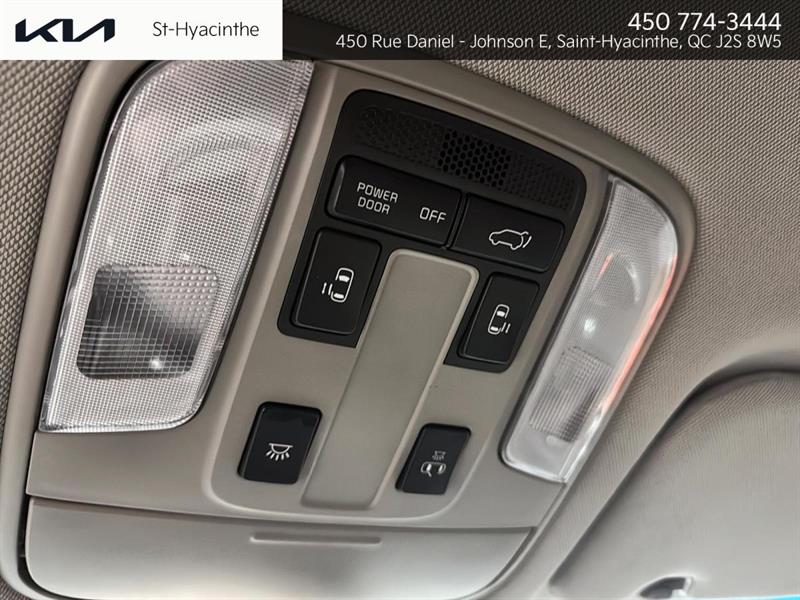 kia Sedona 2017 - 29