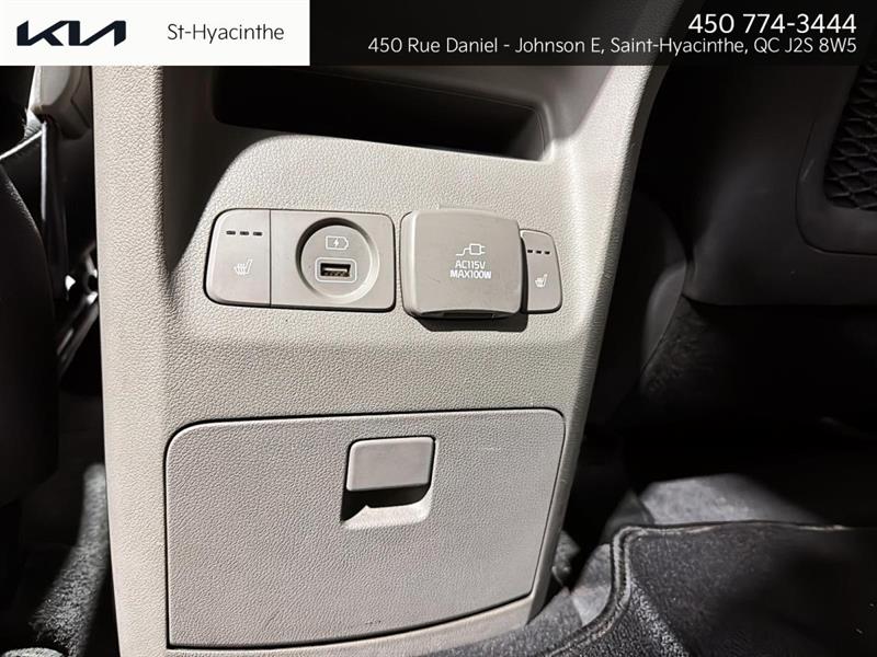 kia Sedona 2017 - 33