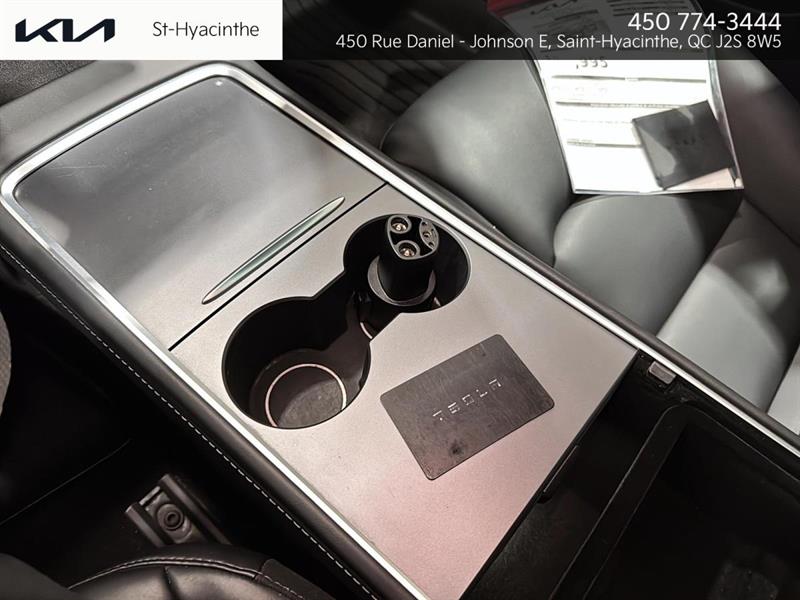 tesla Model 3 2023 - 13