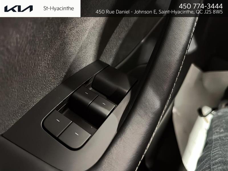 tesla Model 3 2023 - 15