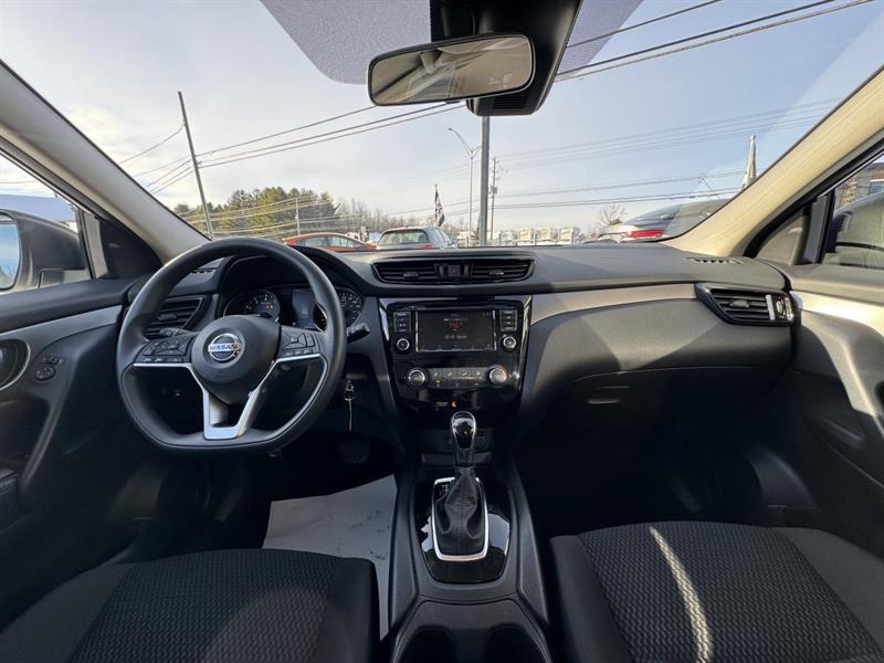 nissan Qashqai 2021 - 18