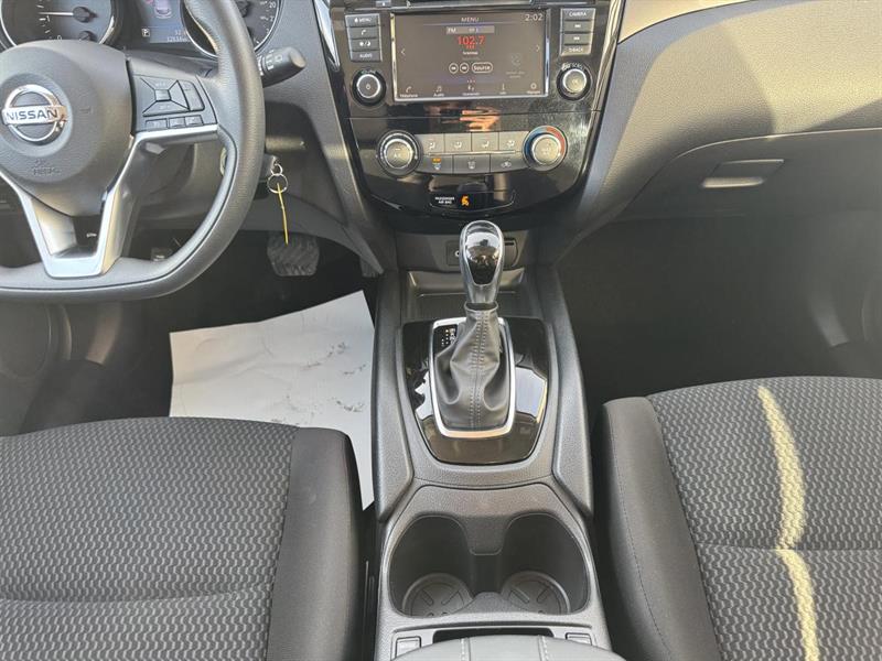 nissan Qashqai 2021 - 24