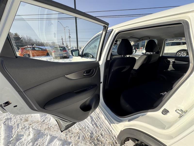 nissan Qashqai 2021 - 25