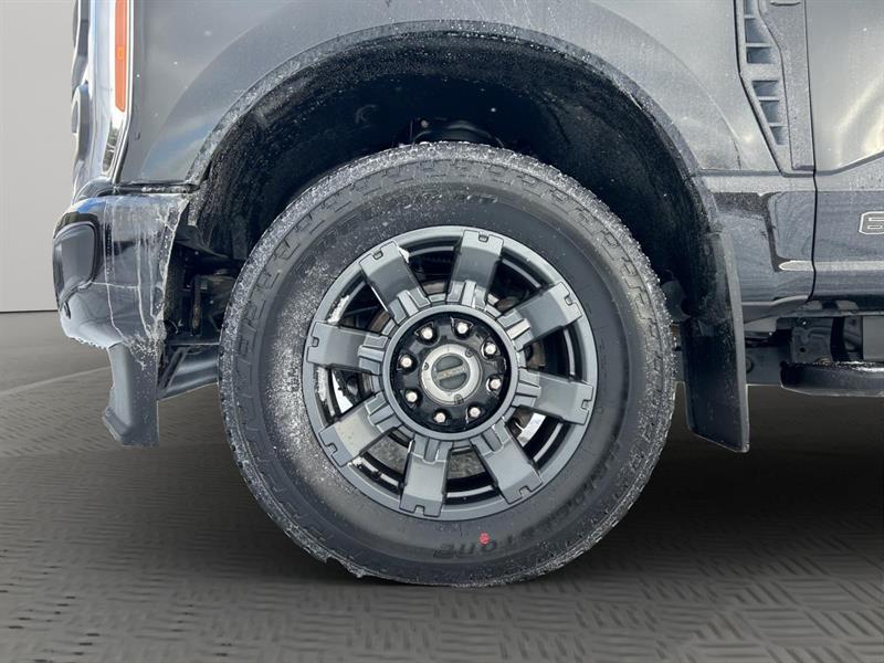 ford F-250 2023 - 17