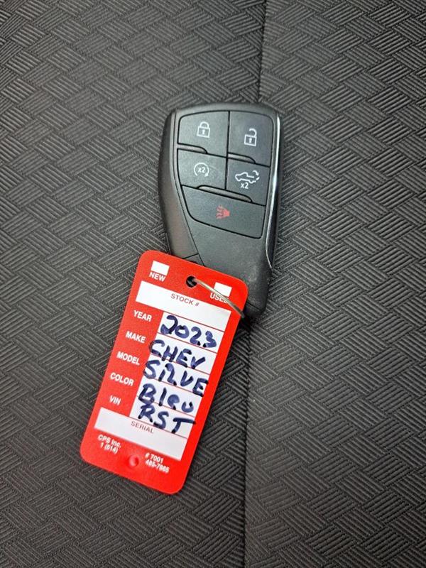 chevrolet Silverado 1500 2023 - 18