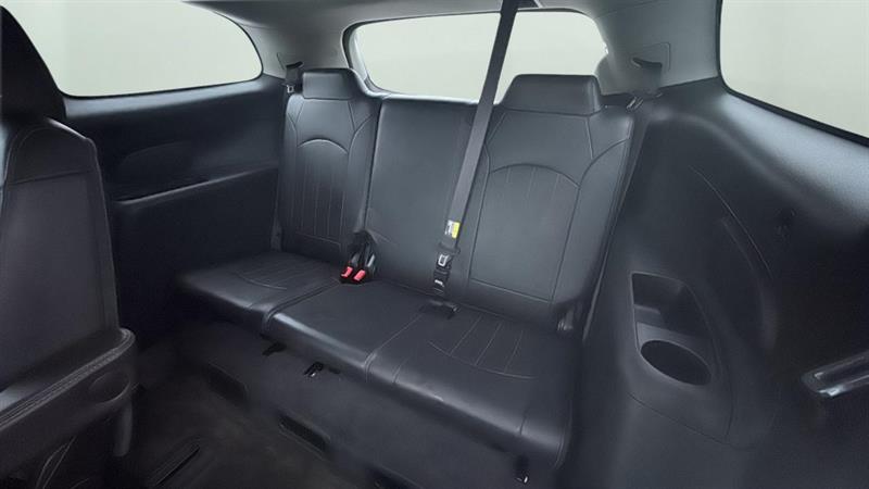 buick Enclave 2017 - 23