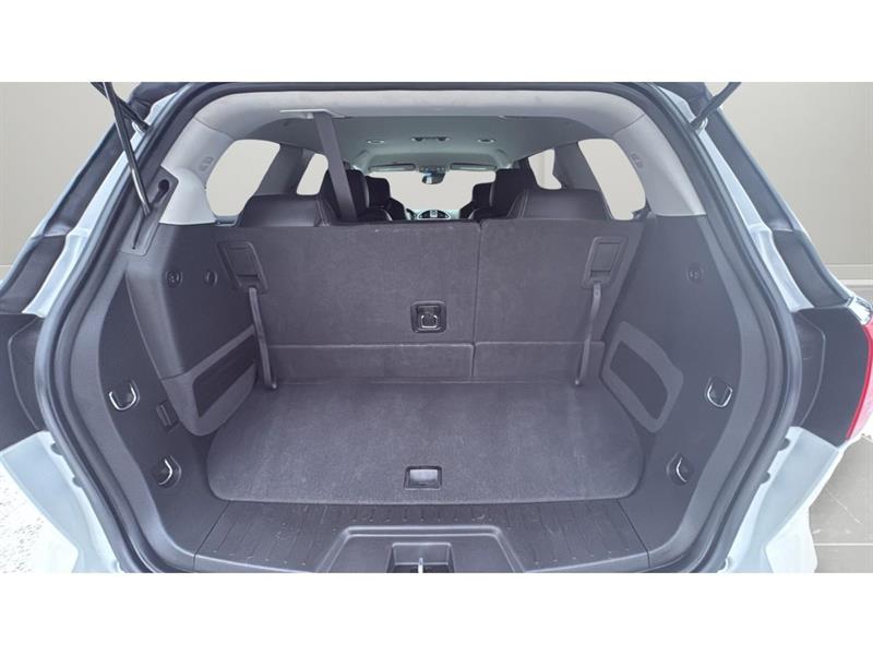 buick Enclave 2017 - 28