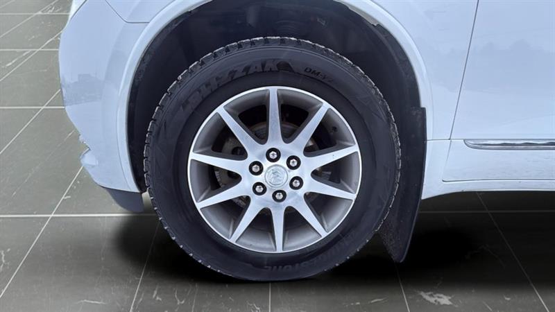 buick Enclave 2017 - 33