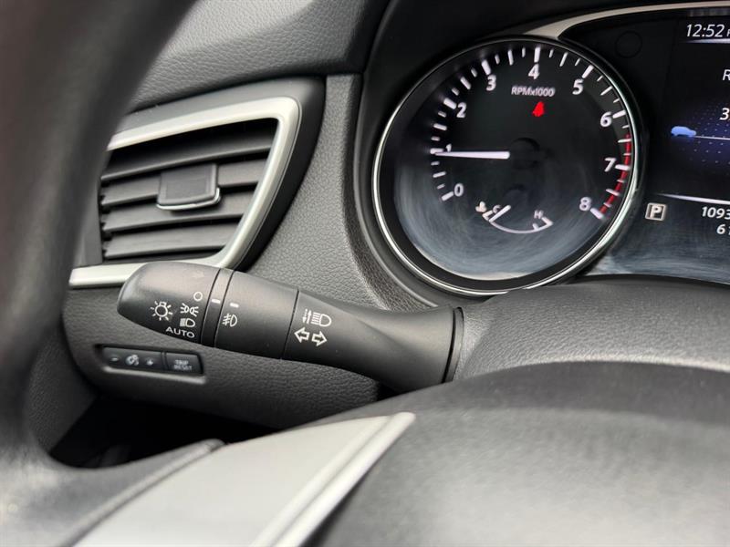 nissan Rogue 2016 - 24