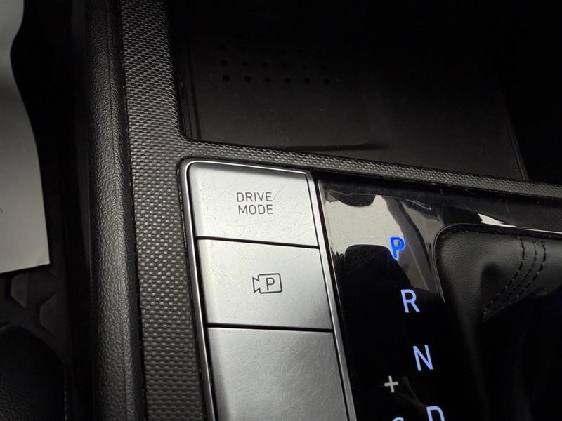 hyundai Elantra 2023 - 17