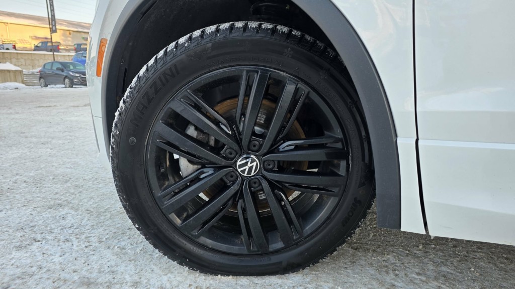 volkswagen Tiguan 2022 - 18