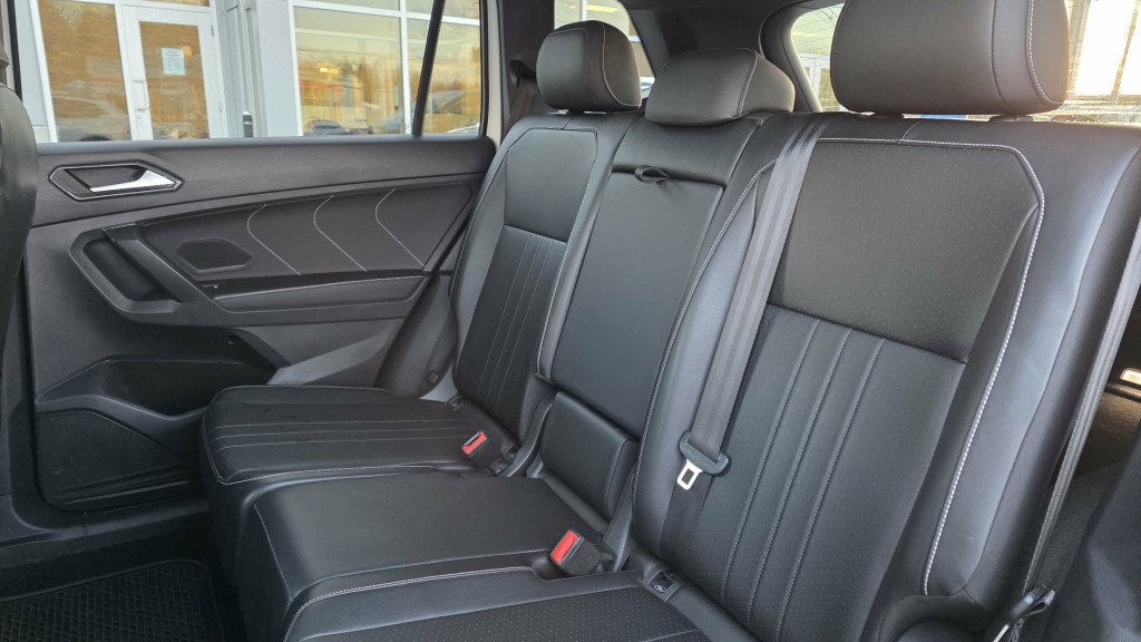 volkswagen Tiguan 2022 - 19