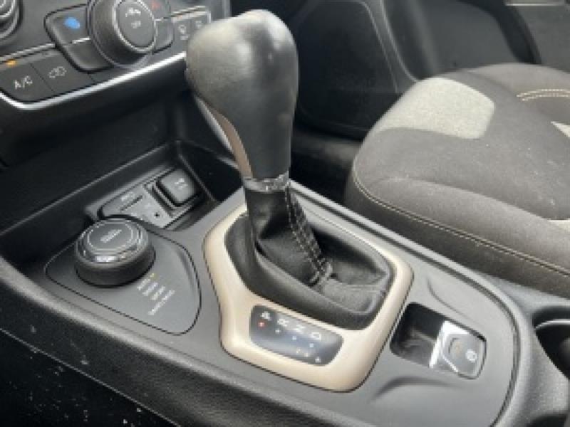 jeep Cherokee 2016 - 18