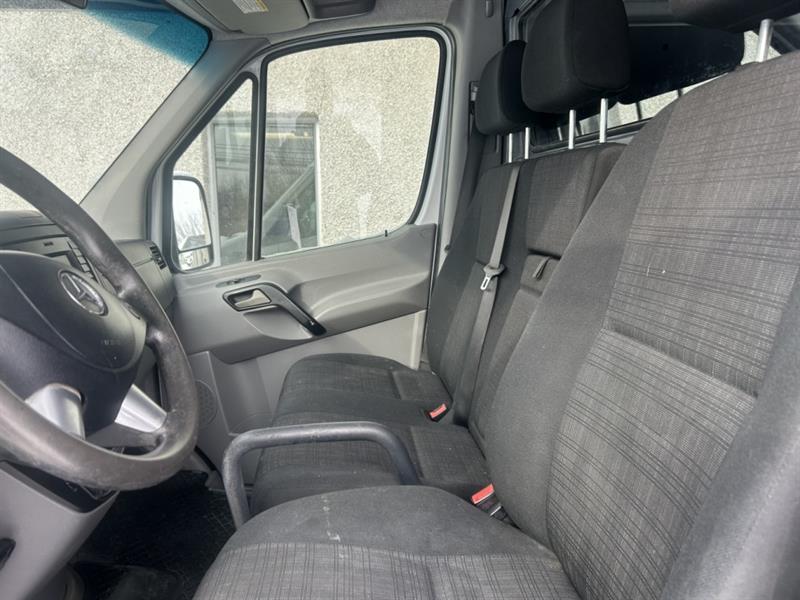 mercedes-benz Fourgonnettes de chargement Sprinter 2015 - 10