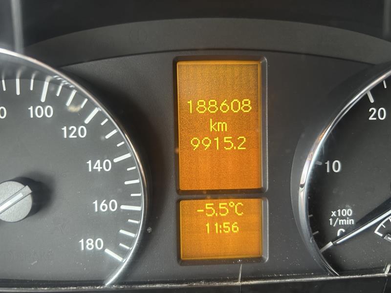 mercedes-benz Fourgonnettes de chargement Sprinter 2015 - 11