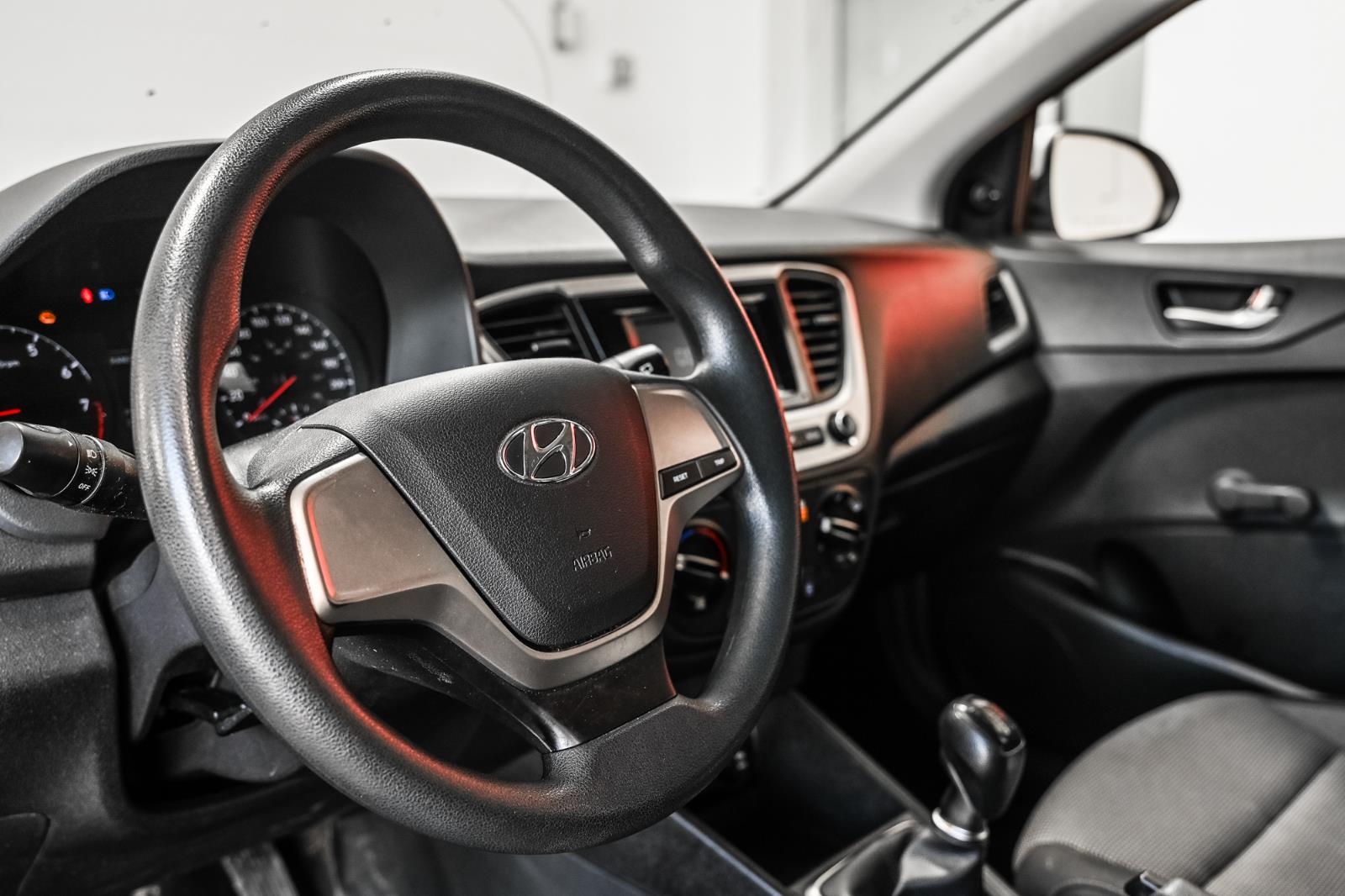 hyundai Accent 2019 - 12