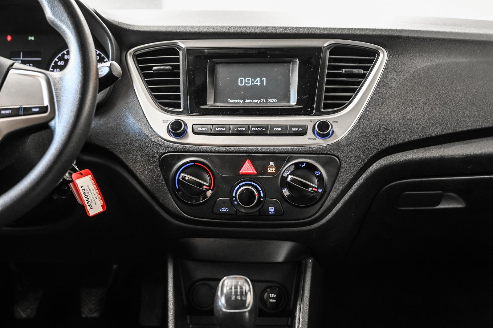 hyundai Accent 2019 - 24