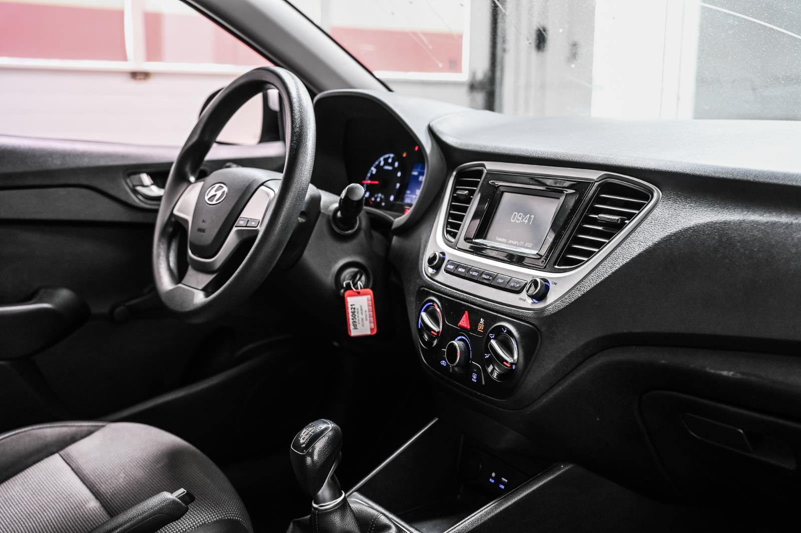 hyundai Accent 2019 - 25