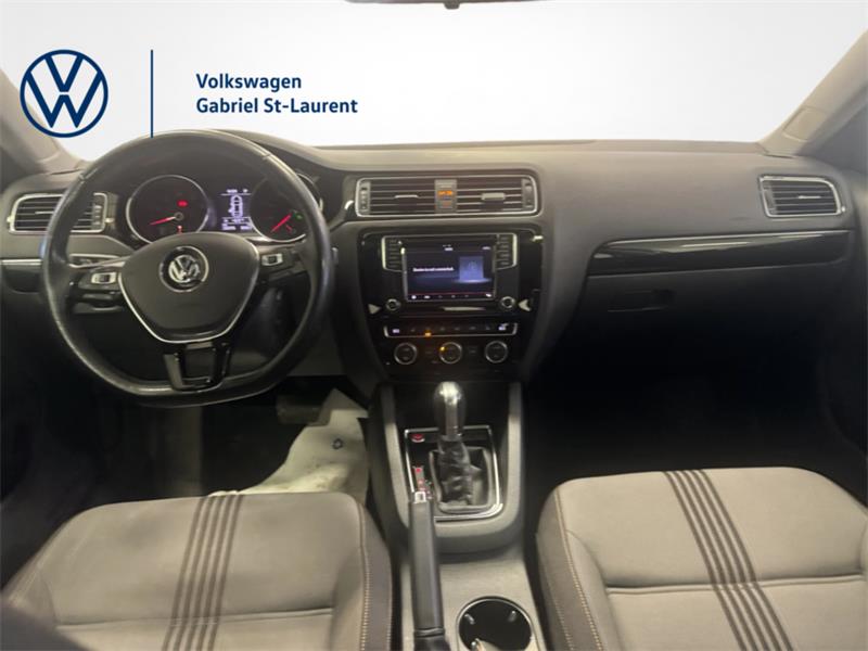 volkswagen Jetta 2017 - 8