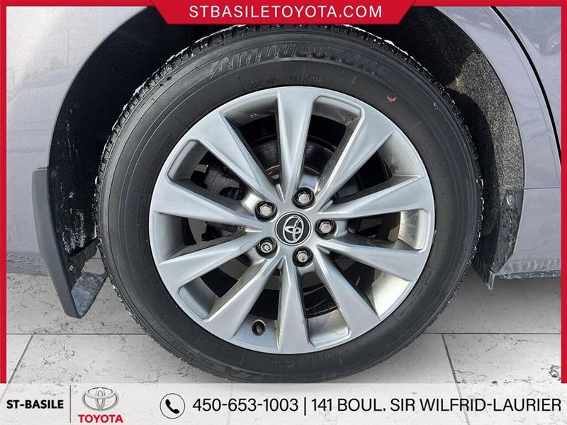 toyota Camry 2017 - 12