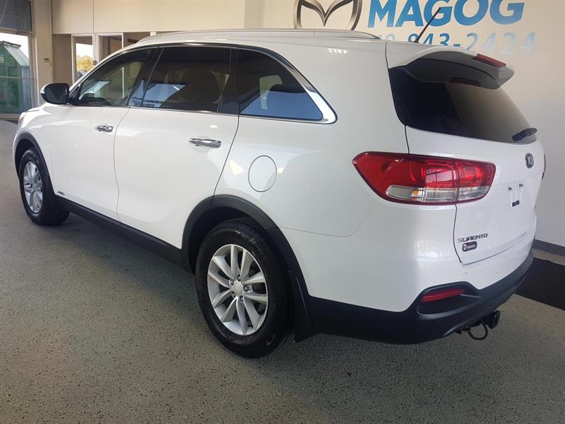 kia Sorento 2016 - 3